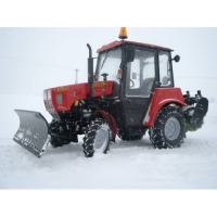 Уборка территории от снега трактором МТЗ-320.4 щетка-отвал
