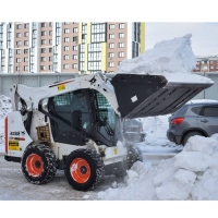 Аренда мини-погрузчика BOBCAT-773 для уборки снега