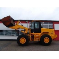 Услуги УСЛУГИ ФРОНТАЛЬНОГО ПОГРУЧИКА JCB 426ZX. ДОГОВОРНАЯ