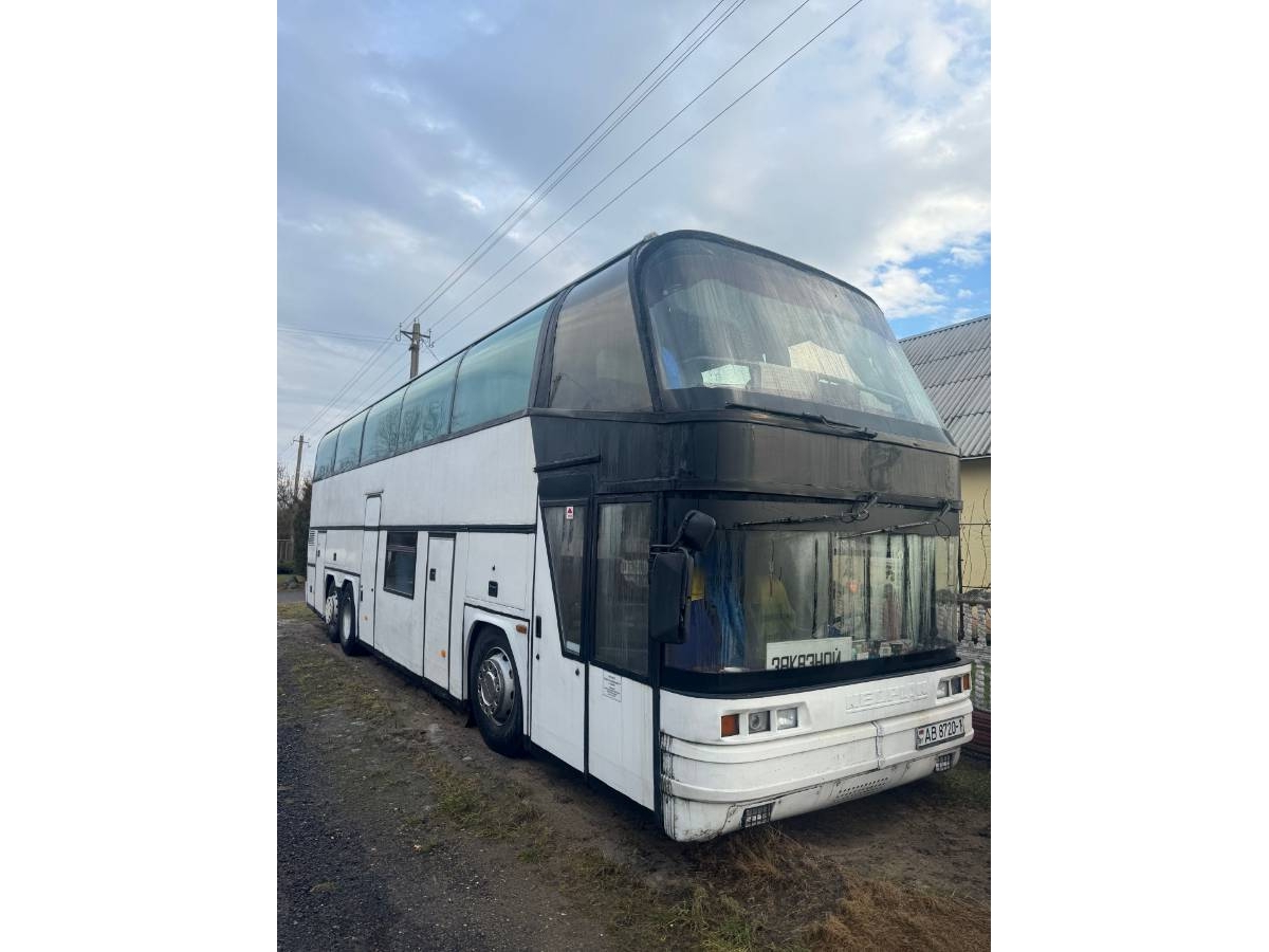 автобус Neoplan N117 