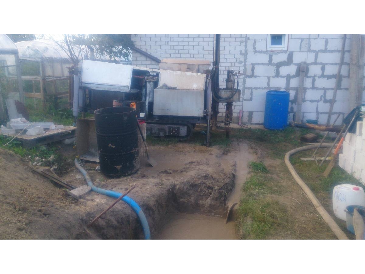 Установку вертикального бурения  Собственное изготовление 