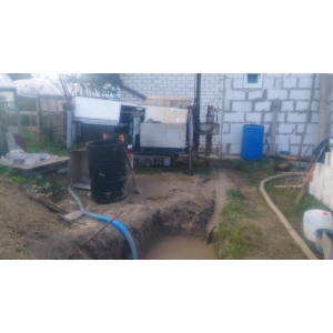 Установку вертикального бурения Собственное изготовление  Лида