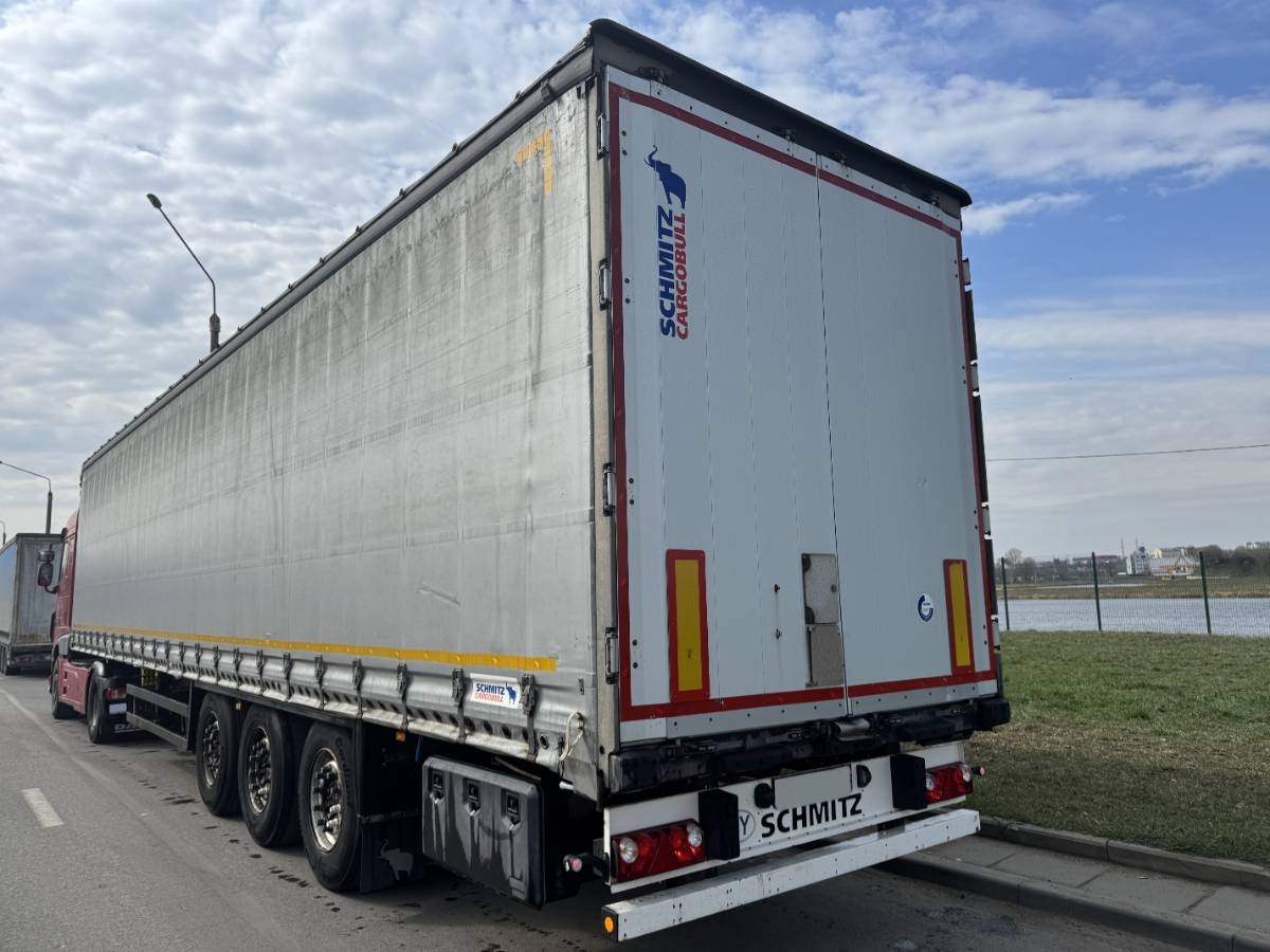 Шторный полуприцеп  SCHMITZ CARGOBULLSCS24