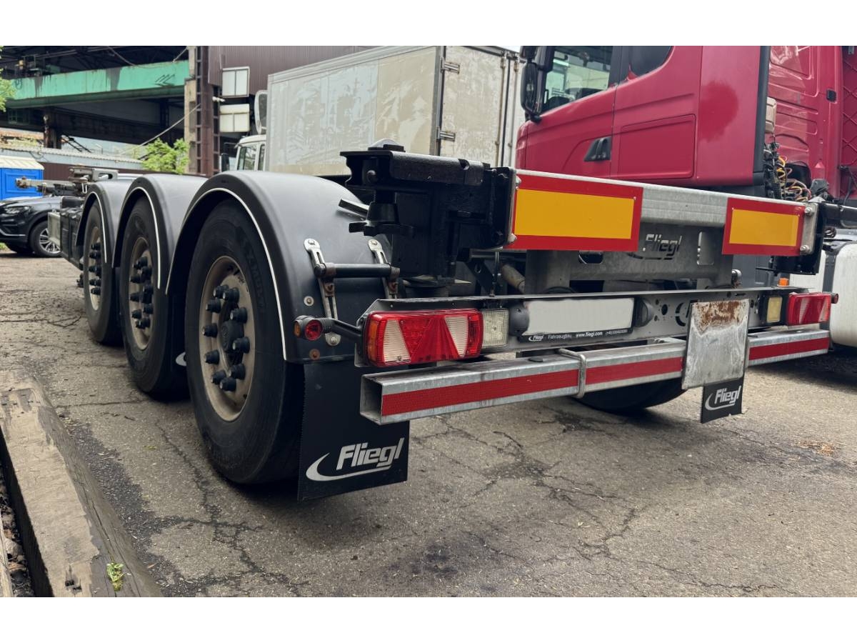 Полуприцеп-контейнеровоз  FLIEGL SDS 380