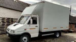 Грузовой фургон Iveco 45-13 