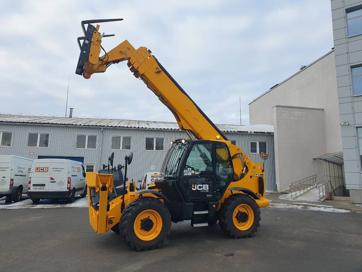 Телескопический погрузчик  JCB 540-170